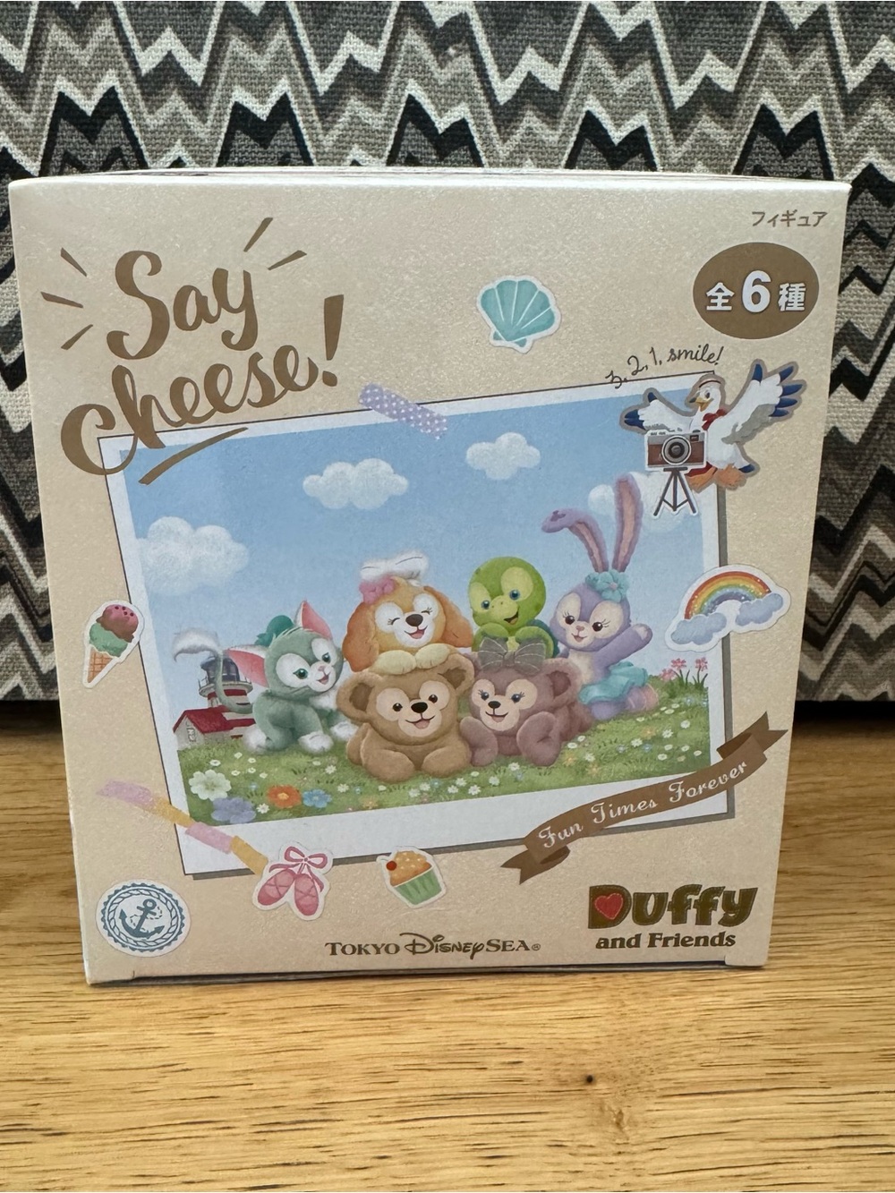 Tokyo Disney Sea Duffy and Friends Say Cheese Blind Box Figure